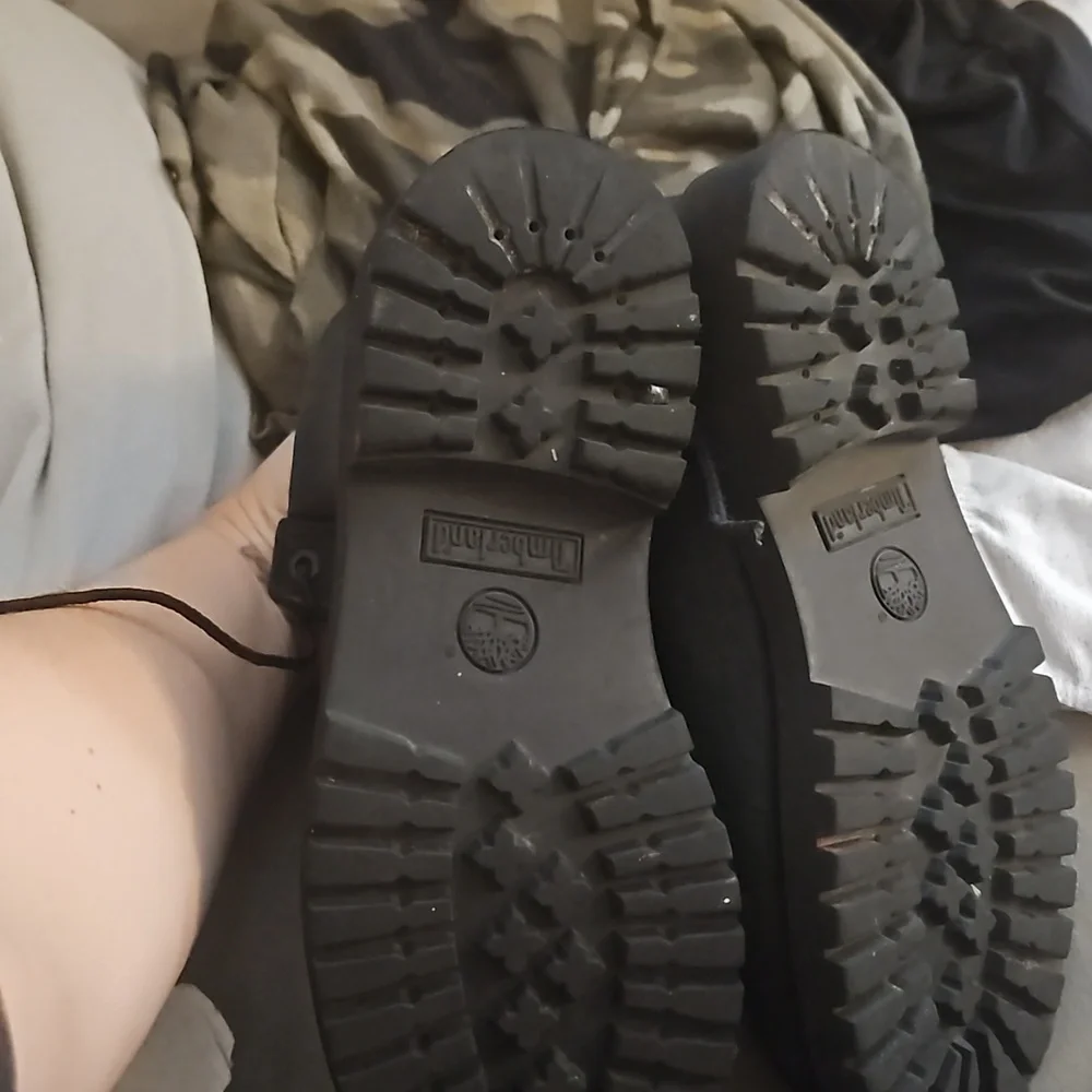 Timberlands - Picture 4 of 4